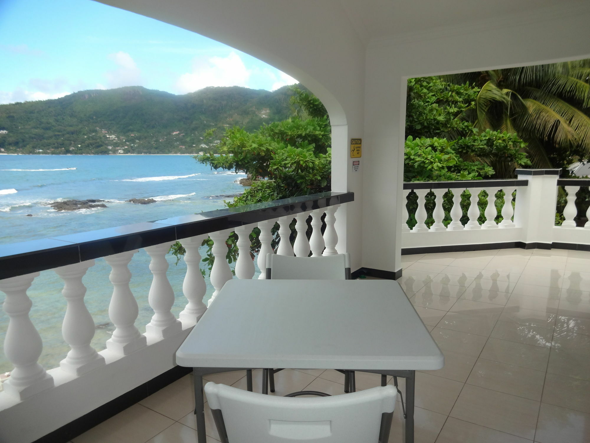 The Drake Seaside Apartment Vịnh Beau Vallon Ngoại thất bức ảnh