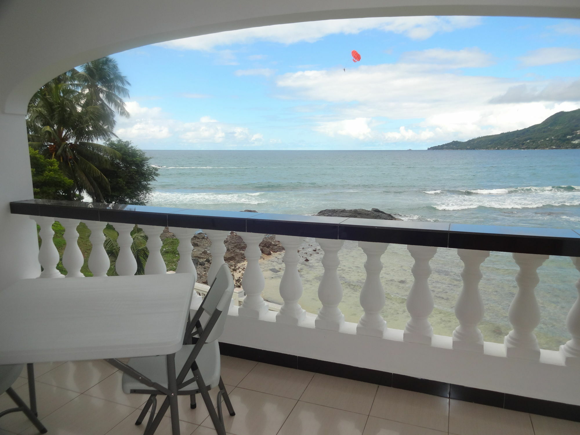 The Drake Seaside Apartment Vịnh Beau Vallon Ngoại thất bức ảnh